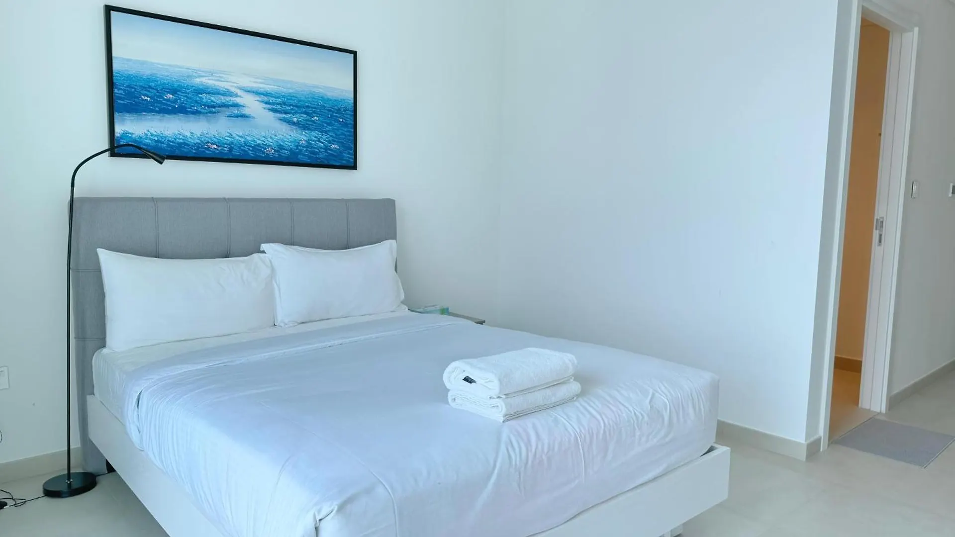 Dvr 4 Bedroom Apartment Available In Downtown View 2 Dubaj